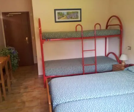 Отель Viole Country