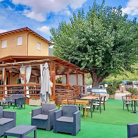 Viole Country Hotel Asyż