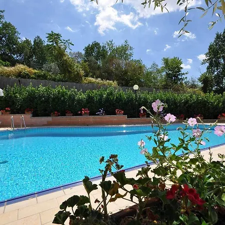 Viole Country ホテル 3*